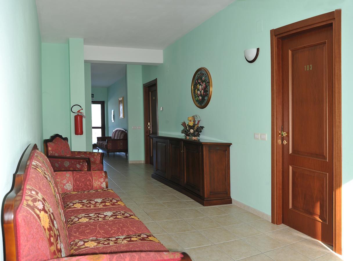Hotel Pietrapanna Calvello Экстерьер фото