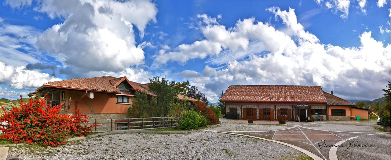 Hotel Pietrapanna Calvello Экстерьер фото